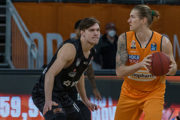 英超争冠结 英超争冠结